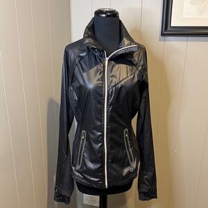 Ryu Women's Medium Breathable Glossy Black Utility Zip Up Jacket